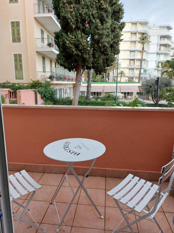 Sanremo Seaside Studio Buitenkant foto
